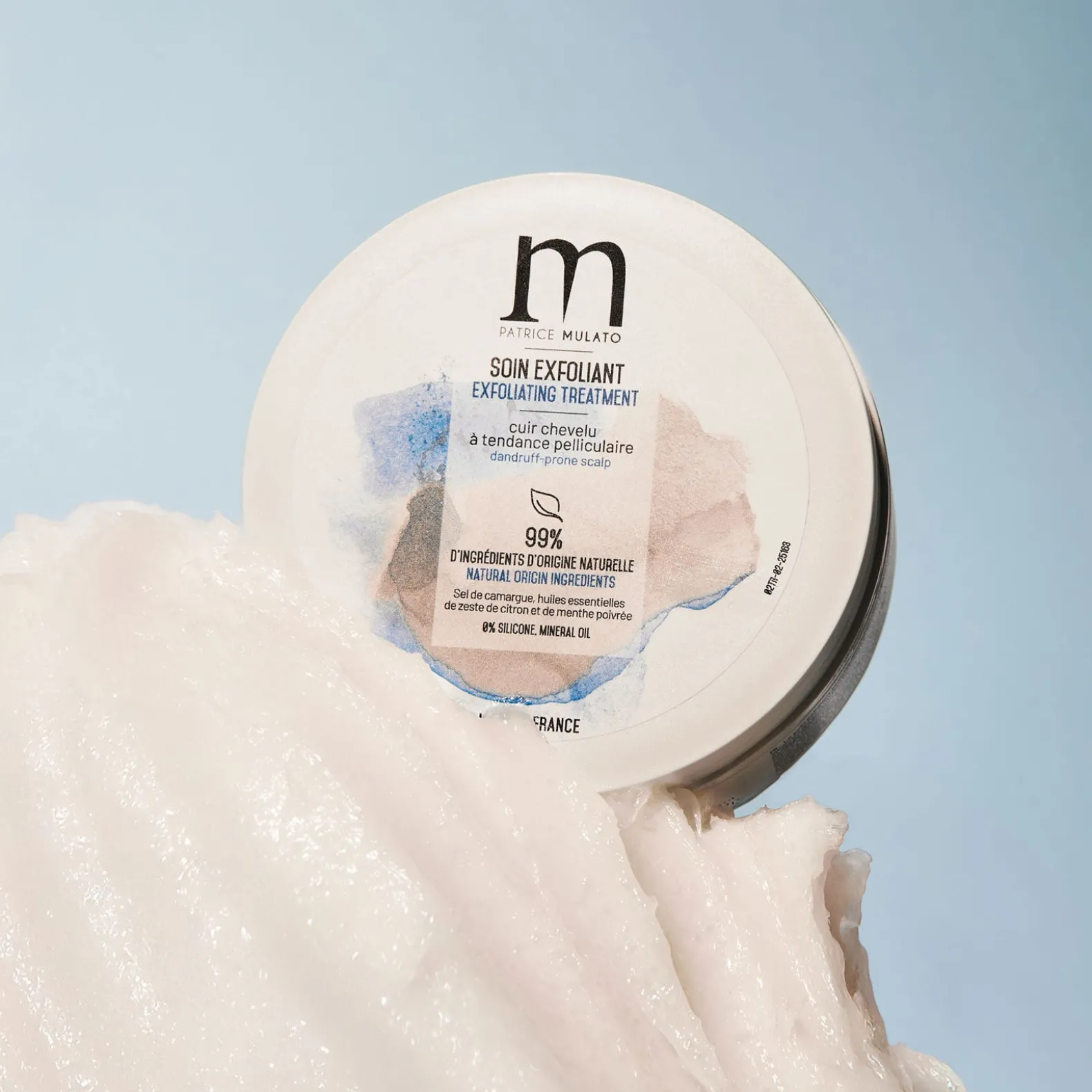Soin exfoliant cuir chevelu à pellicules